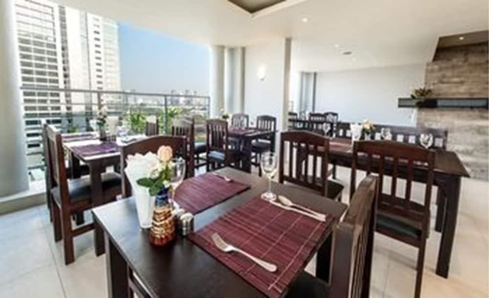 Pinnacle Lumpinee Park Hotel Banguecoque Exterior foto