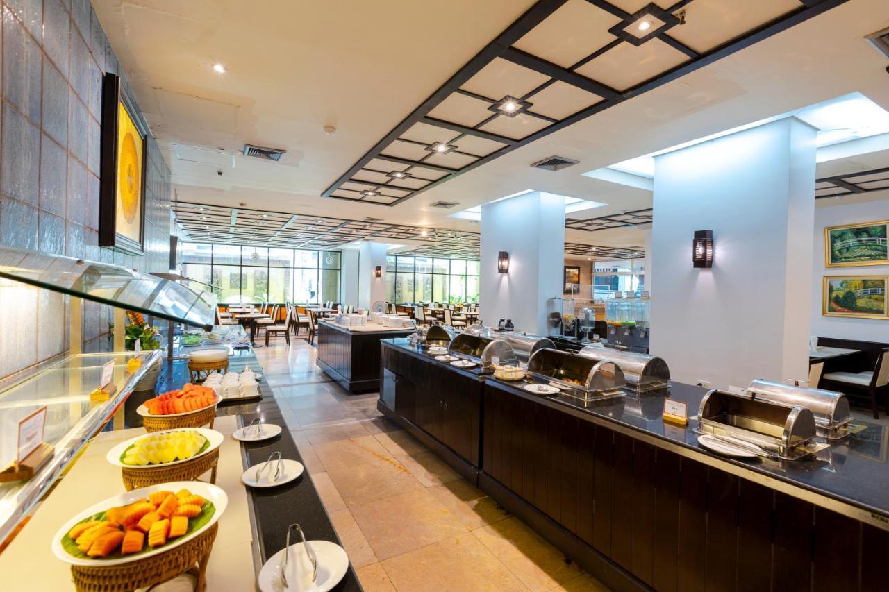 Pinnacle Lumpinee Park Hotel Banguecoque Exterior foto